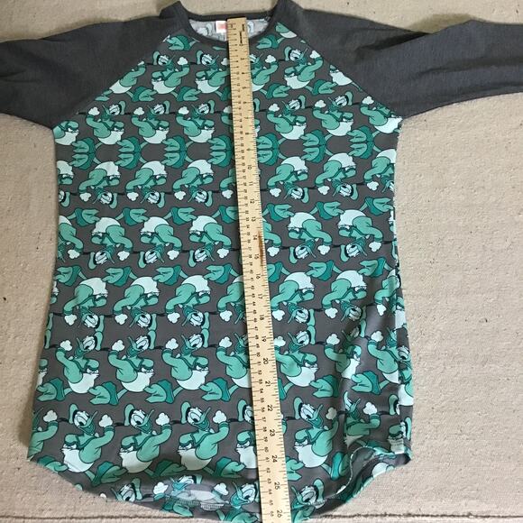 LulaRoe Women’s Gray and Blue Daffy Duck Raglan Sleeve Casual Top Sz. XS NWT - Picture 5 of 9